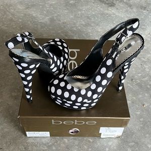 Bebe, size 6